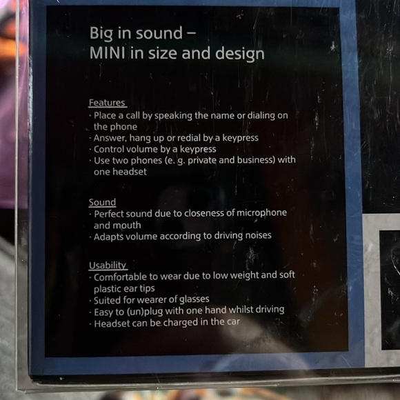 Mini Bluetooth hands free headset from original Mini BMW Group - Picture 3 of 11